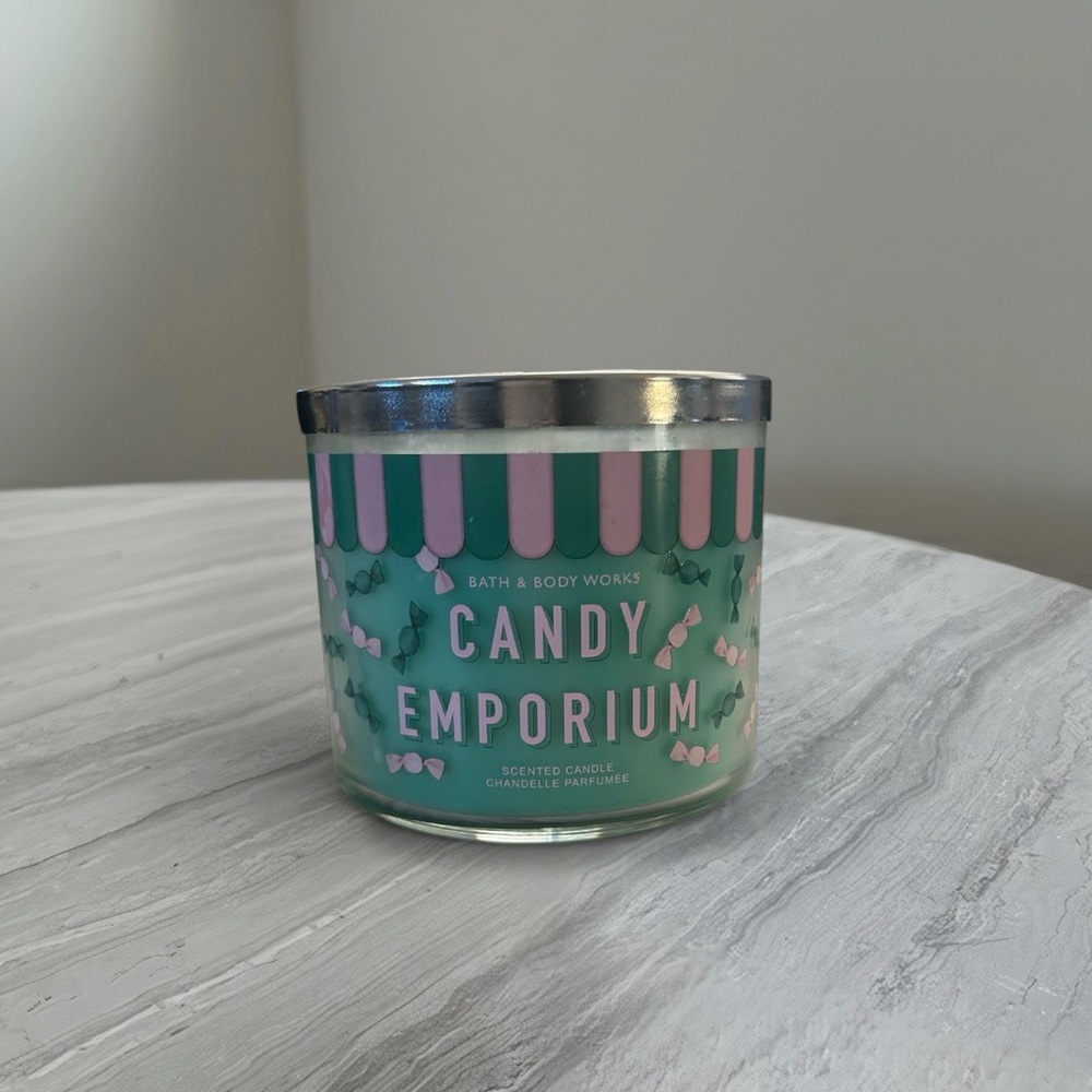 NEW Bath & Body Works Candy Emporium Scented Candle